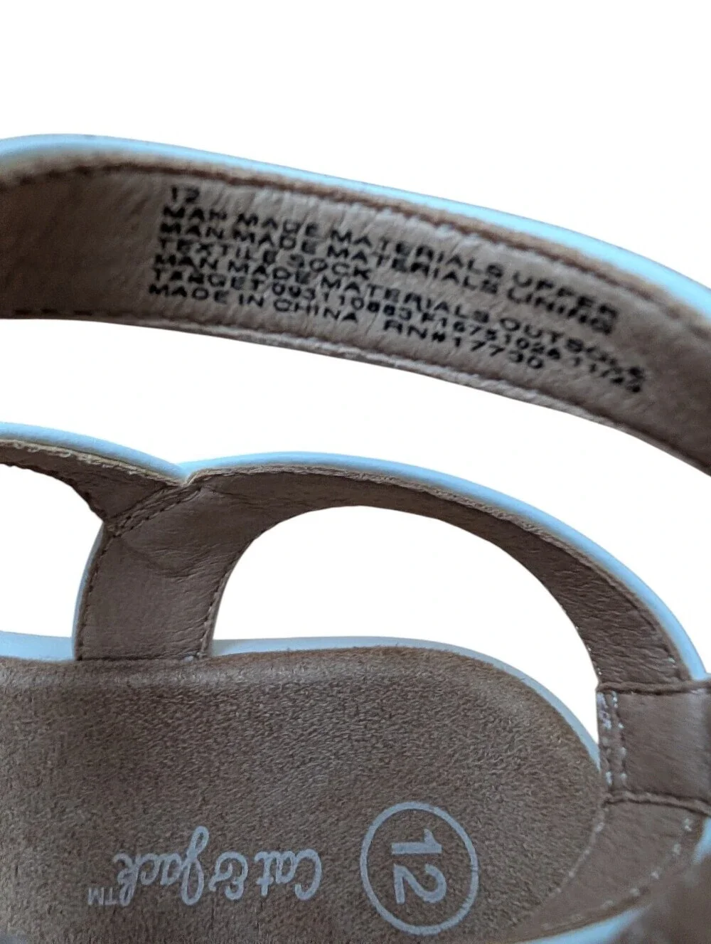 Cat & Jack White Girls T-Strap Buckle Leather Sandals Size 12
